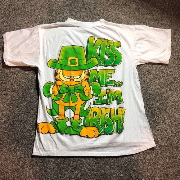 VINTAGE 1978 TREND BASICS GARFIELD KISS ME I’M IRISH ALL OVER PRINT T-SHIRT - Picture 2 of 7